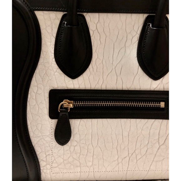 SOLD!!!! Authentic Celine Lambskin bicolor - Picture 6 of 8